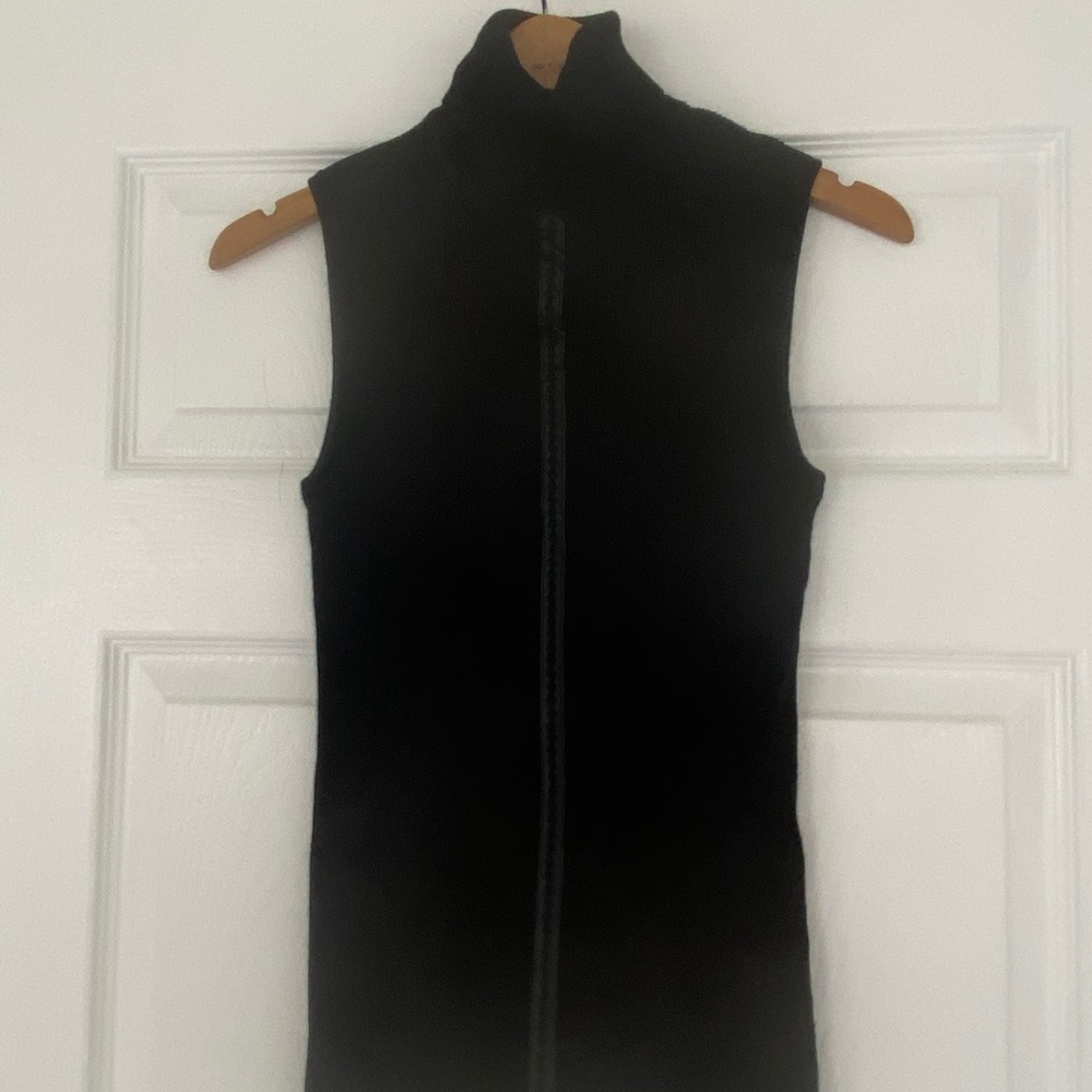 Catherine  Malandrino sleeveless knit top